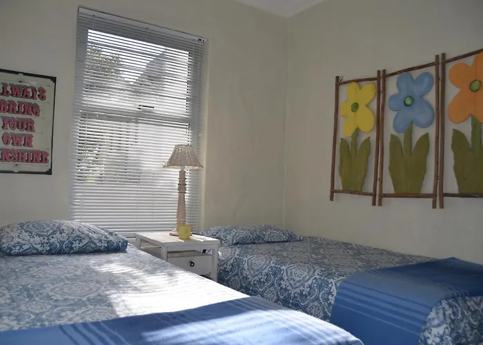 Beach Cottage 1